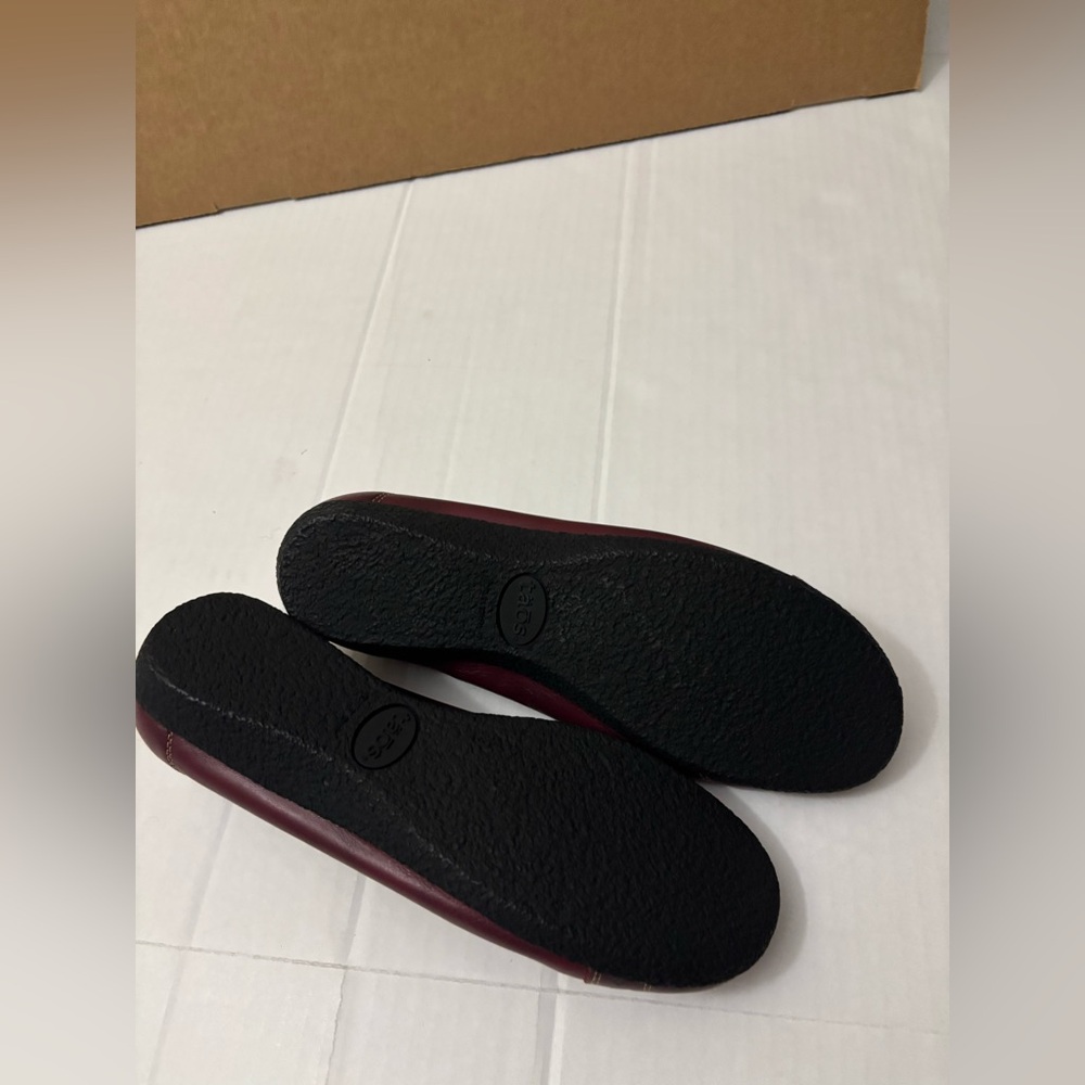 Taos Sleek Comfort Leather Flats size 8-8.5 Classic Comfy burgundy - Picture 6 of 8